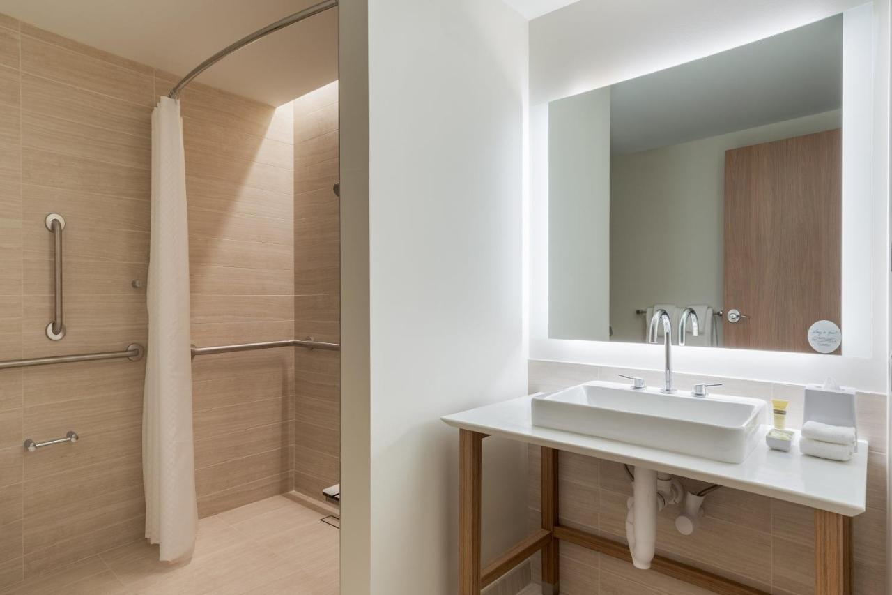 เอลเลเมนต์ เดนเวอร์ ดาวน์ทาวน์ อีสต์ Hotel ภายนอก รูปภาพ